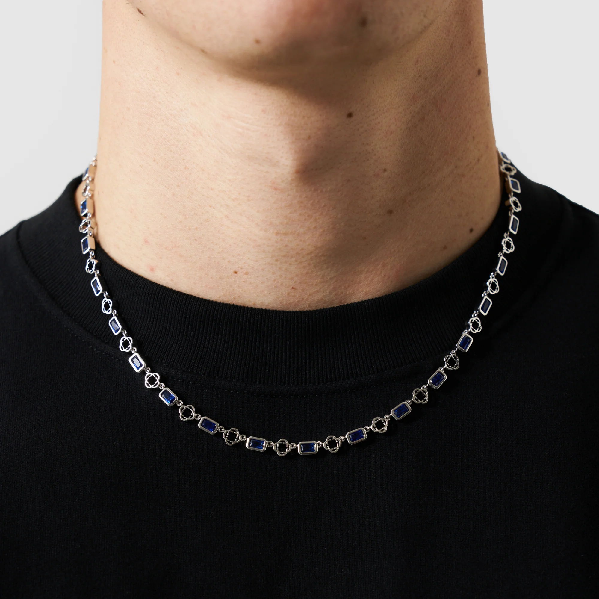 Blue Gemstone Clover Necklace (Silver) - Image 2