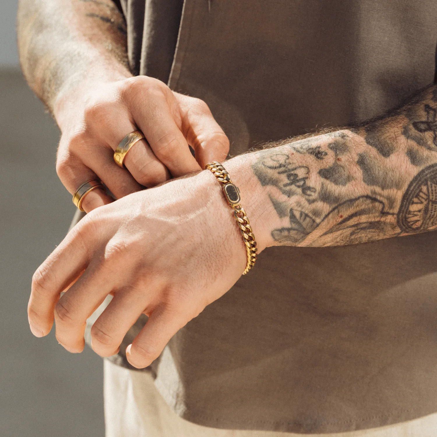 Cuban Bracelet (Gold) 8mm - Image 6