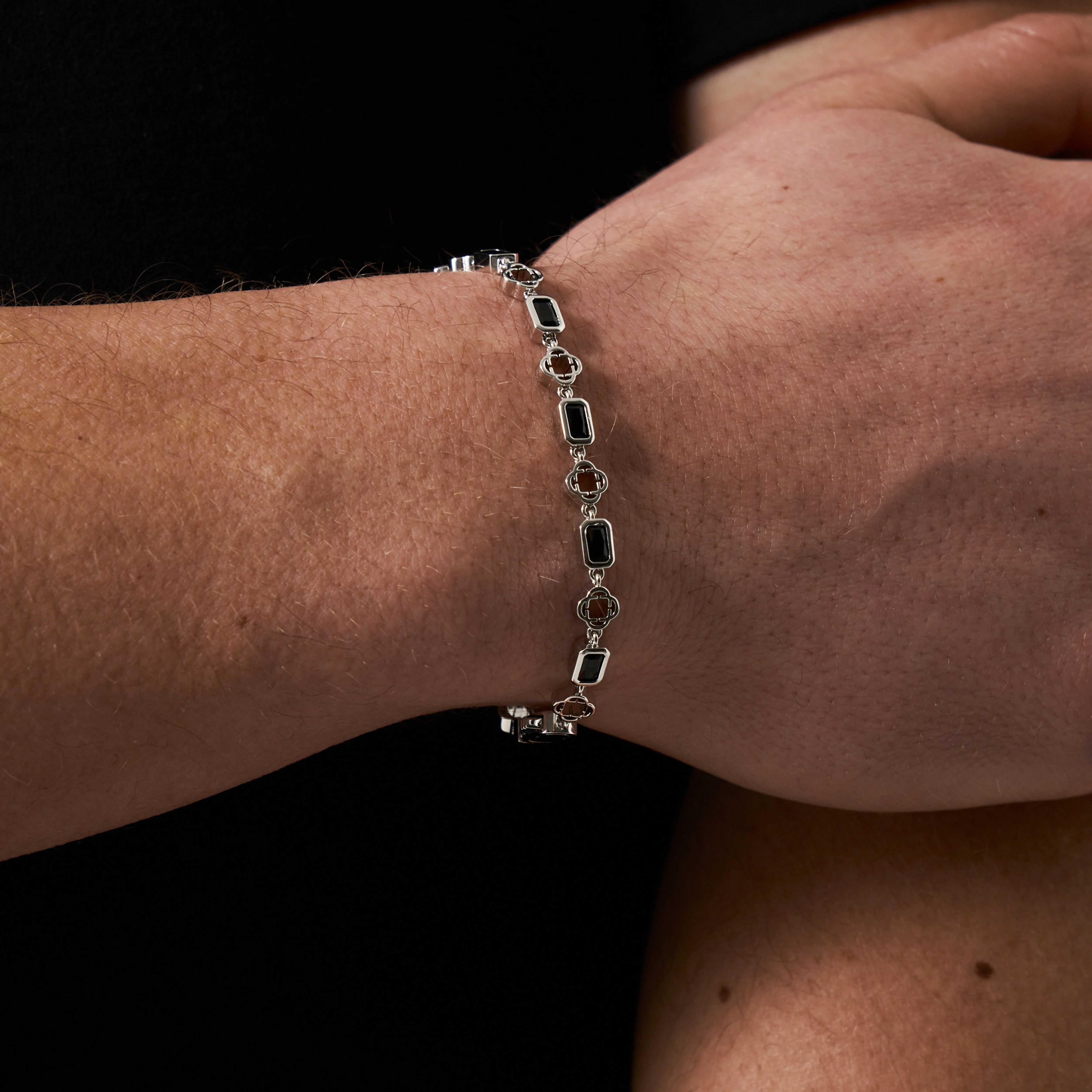 Onyx Gemstone Clover Bracelet (Silver) - Image 2