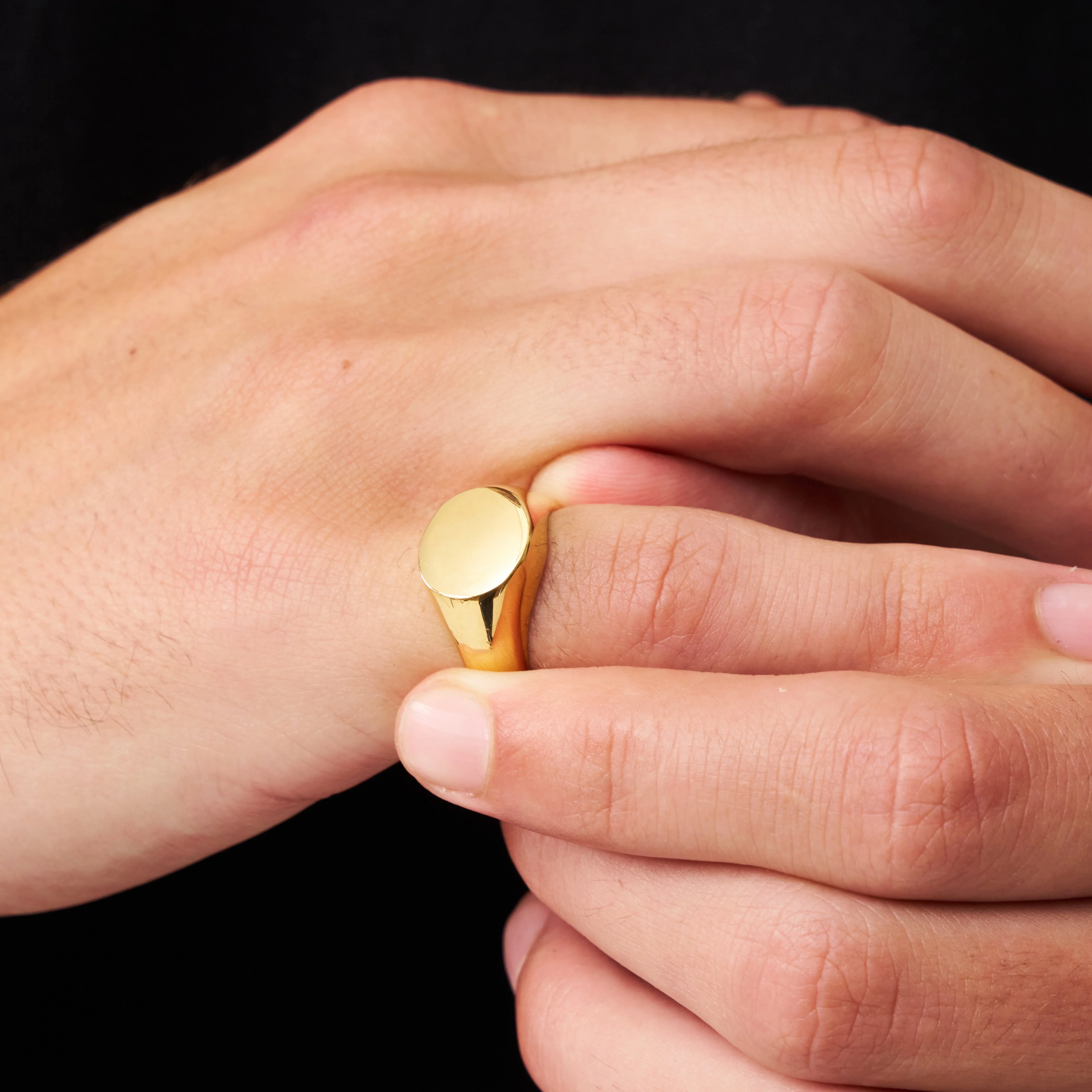 Round Signet Ring (Gold) - Image 3