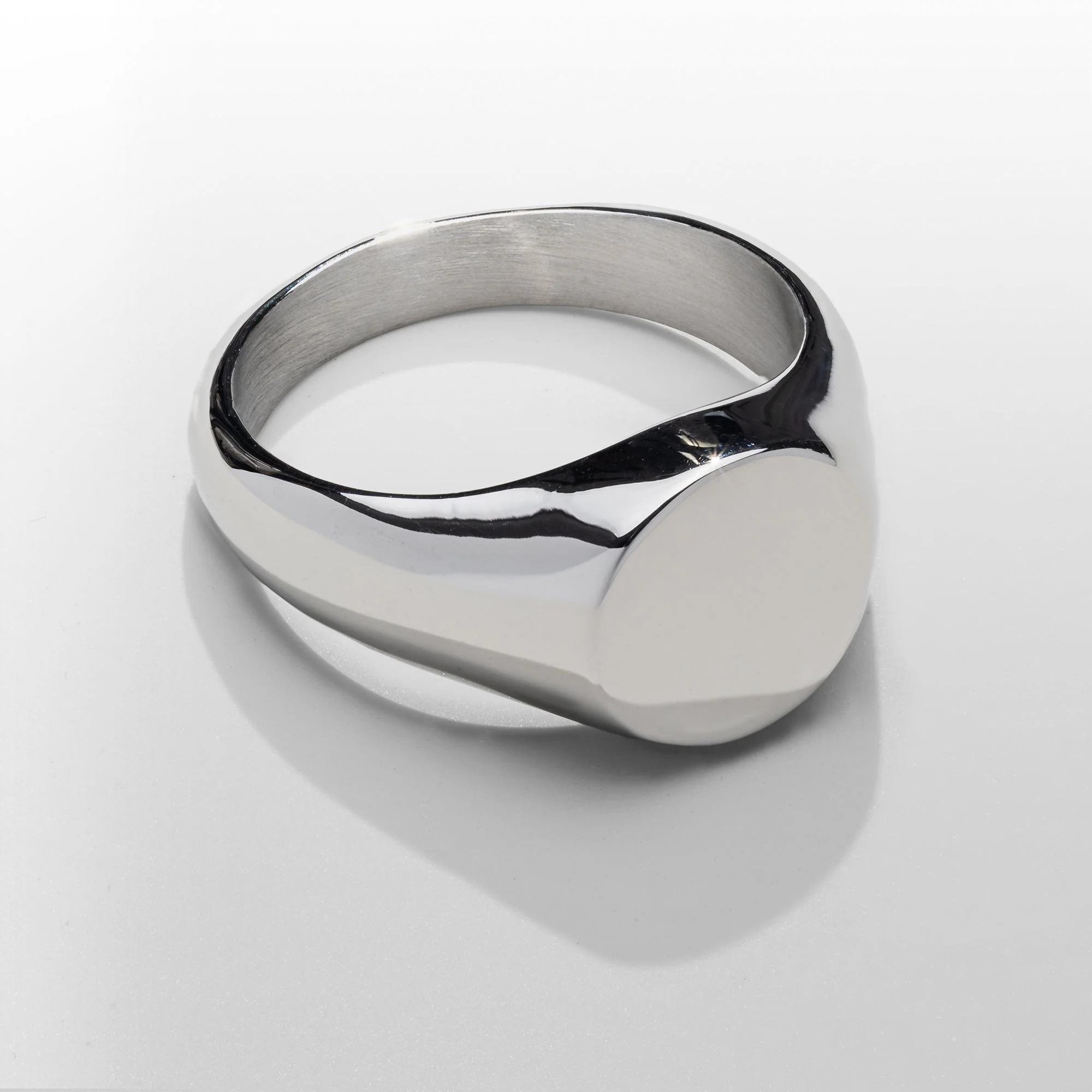 Round Signet Ring (Silver) - Image 4