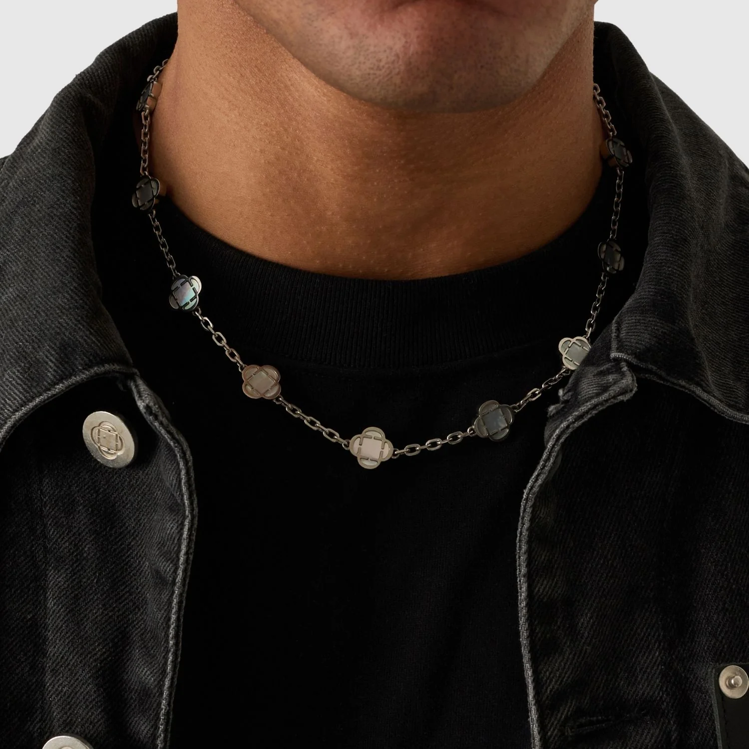 White Clover Stone Necklace (Silver) - Image 7
