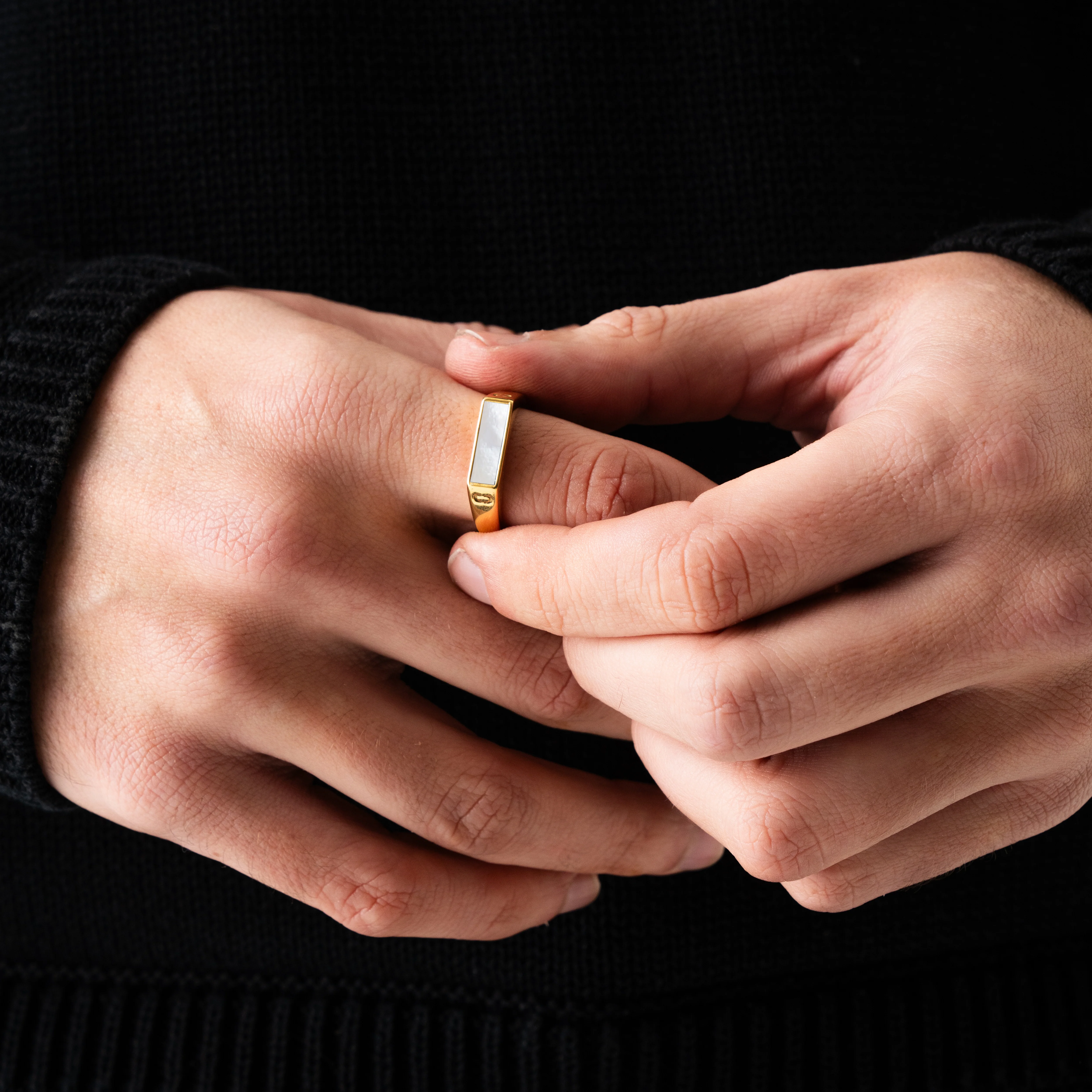 White Rectangle Stone Signet Ring (Gold) - Image 3